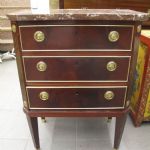 635 4636 CHEST OF DRAWERS